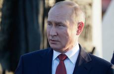 Путин поддержал идею о дополнительной выплате участникам обороны Севастополя