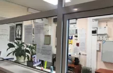Студентов СПбГУ эвакуировали из общежития из-за вспышки COVID