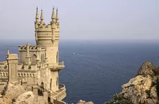 В Крыму приостановили требование об обязательных QR-кодах для посещения общественных мест