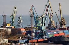 В Таганроге на улице Пархоменко появилось озеро