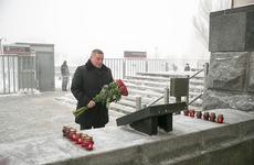 Губернатор Бочаров почтил память погибших в терактах 2013 года в Волгограде