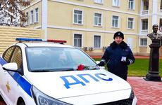 Генерал-лейтенант Кравченко наградил блондинку, открывшую огонь по машине лихачей