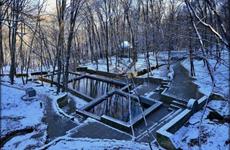 В Ставрополе скорая помощь приехала на вызов и застряла в снегу