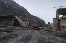 В Дагестане обрушился мост с грузовиком