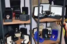 Из магазина в Волжском изъяли поддельные часы