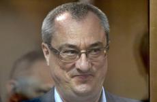 Суд освободил экс-главу Коми от наказания по делу о превышении полномочий