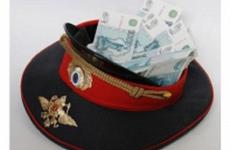 В Волгограде экс-полицейского обвиняют в вымогательстве взятки