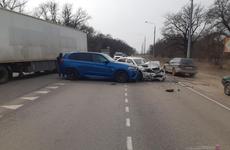 Сын бизнесмена на BMW врезался в автомобиль судьи в Волгоградской области