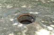 В Ростовской области 12-летний мальчик провалился в открытый люк