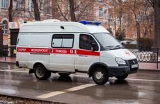 Под Волгоградом при столкновении иномарки со столбом погибли двое