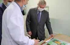 Губернатор Василий Голубев побывал в двух медицинских учреждениях Таганрога