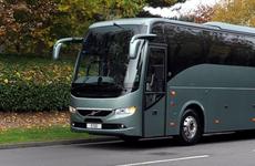 На Ставрополье водитель перевозил пассажиров на автобусе с неисправными тормозами и без задних колес