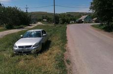 Смертельный обгон: один человек погиб и двое пострадали в ДТП в Ростовской области В Ростовской области легковушка сбила 13-летнего велосипедиста