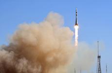 Ракета "Союз" с грузовым кораблем "Прогресс МС-17" стартовала с Байконура к МКС