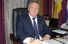 Главу Изобильненского ГО Ставрополья заподозрили в превышении полномочий