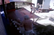 Пьяный пенсионер с ножом напал на предпринимателя в Волгоградкой области: видео