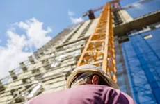 Мурино избавилось от двух долгостроев «Петростроя». На следующей неделе обещают сдать еще два дома
