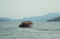 Упавший в Курильское озеро Ми-8 обнаружен на дне на глубине 111 метров