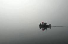 На дне Курильского озера обнаружены несколько тел туристов, пропавших после крушения вертолета на Камчатке