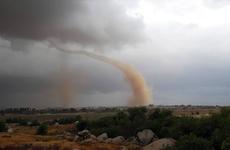 Жителей Центральной России предупредили о возможном возникновении торнадо