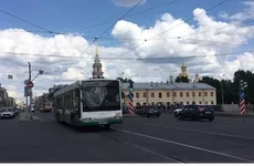 В Сестрорецке автобус сгорел вместе с человеком внутри