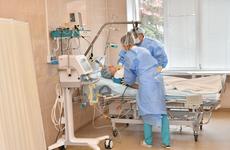 Здравоохранение Общество В Самаре провели уникальную операцию по пересадке почки от матери к дочери