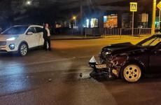 Замглавы администрации попал в аварию в Волгограде: версии последствий разнятся