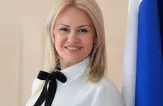 Дочь спикера Макарова пойдет в ЗакС Петербурга под фамилией отца