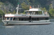 Найденный катер с волгоградскими туристами теперь сломался и дрейфует в Каспийском море