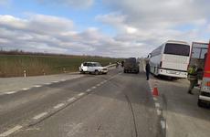 Под Таганрогом автобус с детьми попал в ДТП