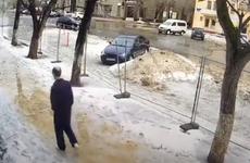 «Был одет не по погоде»: в центре Волгограда среди бела дня пропал мужчина