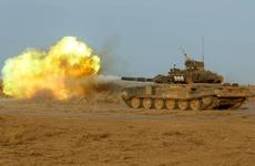 Танкисты ЮВО проводят стрельбы в Крыму