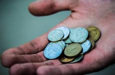 В Воронеже 17-летний парень обокрал два торговых павильона быстрого питания В Воронеже 17-летний парень обокрал два торговых павильона быстрого питания