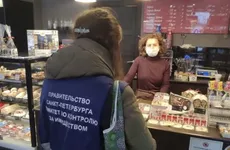 Беглов поручил усилить проверки за соблюдением COVID-правил во время новогодних праздников