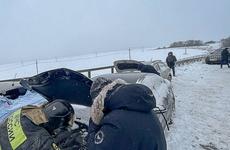 Трасса "Дон" в Тульской области встала в пробках из-за массовых ДТП
