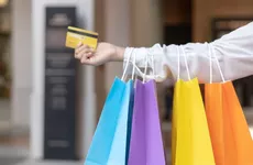 Россияне на 25% меньше стали ходить в торговые центры