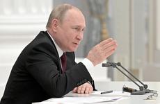 Саммит Путина и Байдена предложил провести Макрон