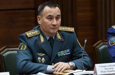 Экс-главу Минобороны Казахстана задержали по подозрению в бездействии власти
