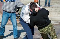 Воронежец приревновал свою девушку к 81-летнему пенсионеру и переломал ему рёбра
