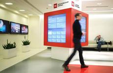 Индекс Мосбиржи открылся ростом после возобновления торгов