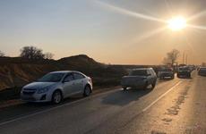 Под Волгоградом фура протаранила легковушку: пострадала женщина