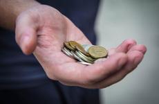 В Воронеже парень украл из автомата игрушек при помощи отвертки 8 тысяч рублей В Воронеже парень украл из автомата игрушек при помощи отвертки 8 тысяч рублей