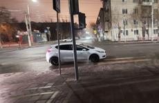 В Волгограде у ТРЦ «Пирамида» сбили двух пешеходов