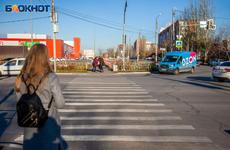 Младенец попал в больницу после двойного ДТП в Волгограде