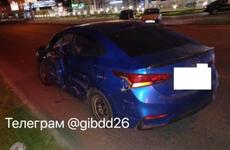 Начинающий водитель в Ставрополе проехал на красный и спровоцировал ДТП с двумя пострадавшими