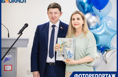 Мэр Северодвинска поздравил сотрудников библиотек