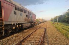 Тепловоз пассажирского поезда загорелся в Волгоградской области