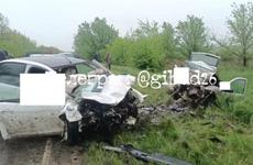 На Ставрополье начинающий водитель опрокинулся на чужом автомобиле