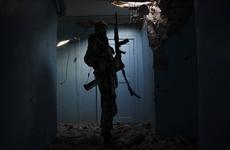 Боевики нацбатальона "Азов"* запугивали мариупольцев и использовали их в качестве живого щита