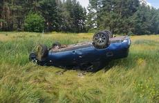 Под Воронежем ВАЗ-21102 вылетел в кювет и опрокинулся, 3-летний ребенок в больнице Под Воронежем ВАЗ-21102 вылетел в кювет и опрокинулся, 3-летний ребенок в больнице